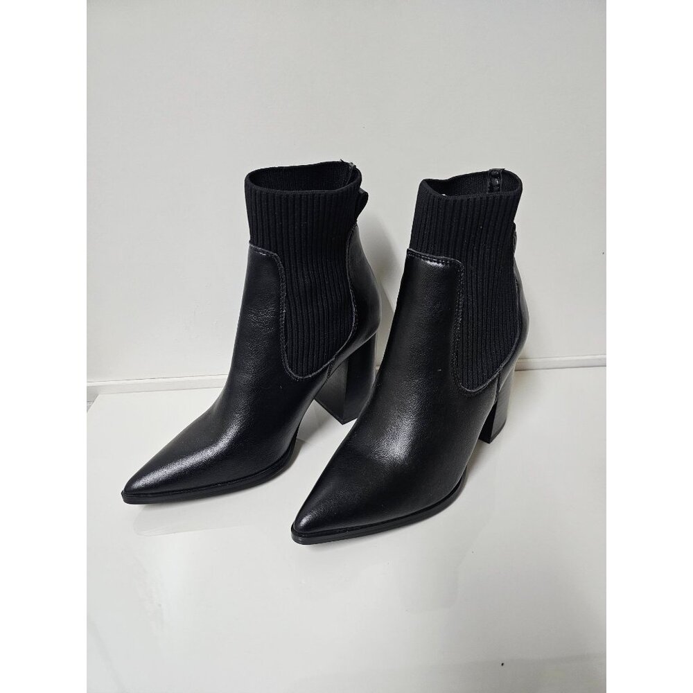 STEVE MADDEN Hollis Bootie In Black Size 5.5M